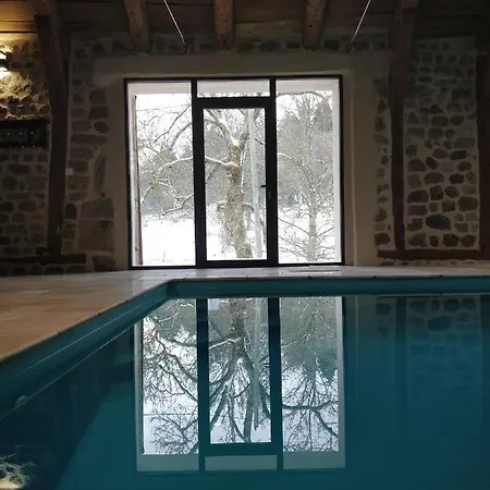 Les Fayettes Pensión 3*